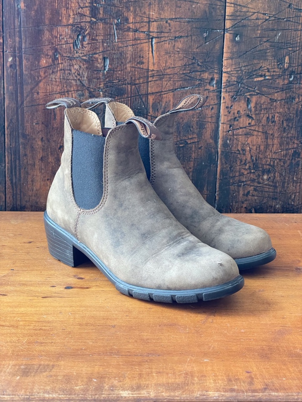 Blundstone 1677 Rustic Brown Chelsea Boots Women's 7.5 US - Picture 4 of 13